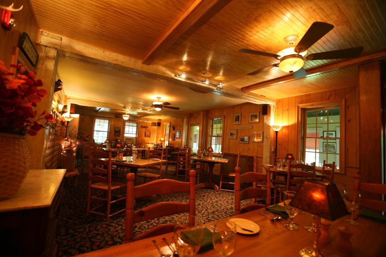 Waybury Inn East Middlebury Exterior photo